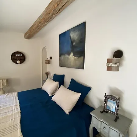 O Mas De Meze Guest house
