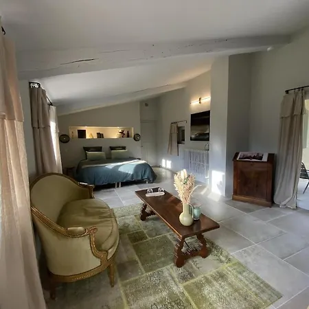 O Mas De Meze Guest house Uzes